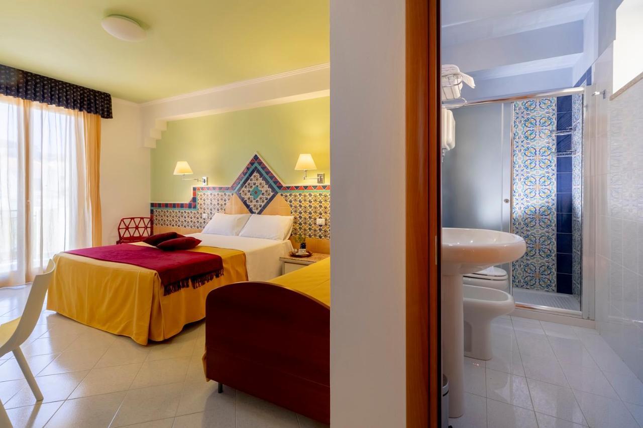 Hotel Riva Del Sole San Vito Lo Capo Extérieur photo