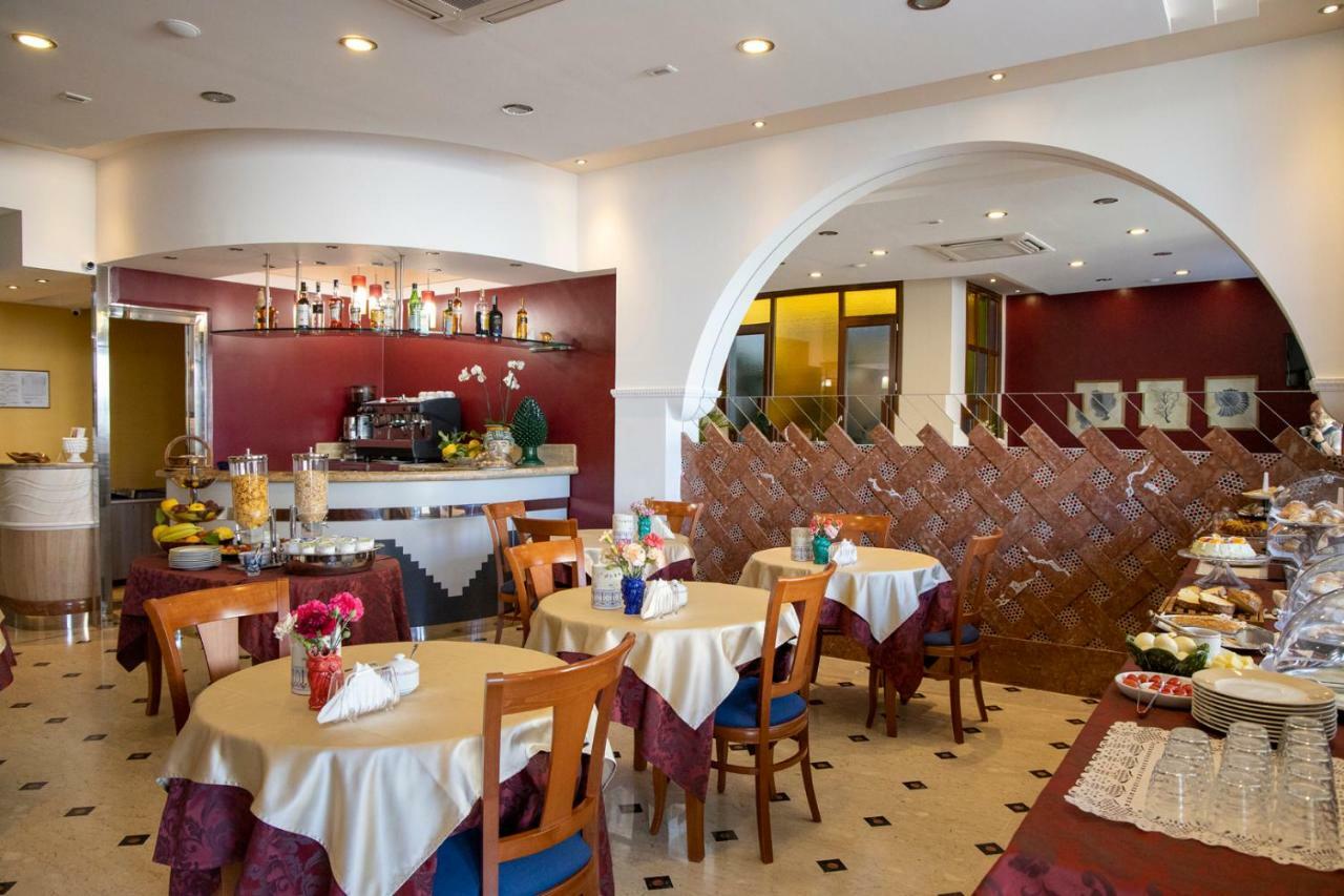 Hotel Riva Del Sole San Vito Lo Capo Extérieur photo
